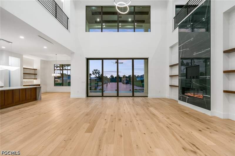4 bedroom SingleFamilyResidence at 846 Cypress Lake Cir, Town And River, Fort Myers — photo 4