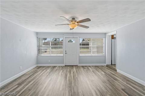 4220 Deleon St, Fort Myers FL - photo 12 of 34