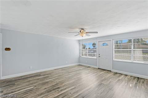 4220 Deleon St, Fort Myers FL - photo 15 of 34