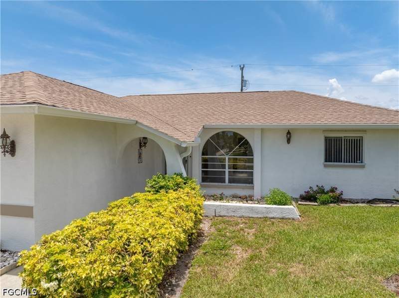 3 bedroom SingleFamilyResidence at 1513 SW 44th St, Cape Coral, Cape Coral — photo 4