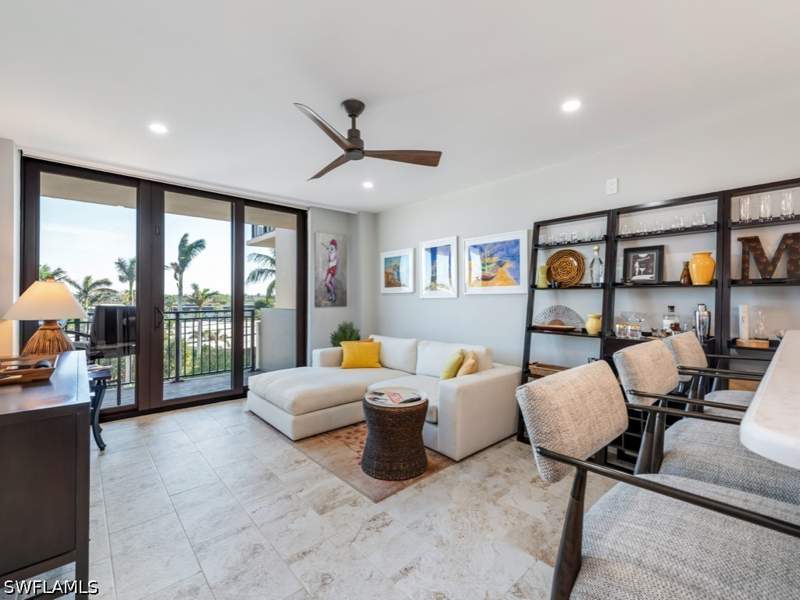 1 bedroom Condominium at 180 Seaview Ct 504, Tradewinds Apts Of Marco Island, Marco Island — photo 3