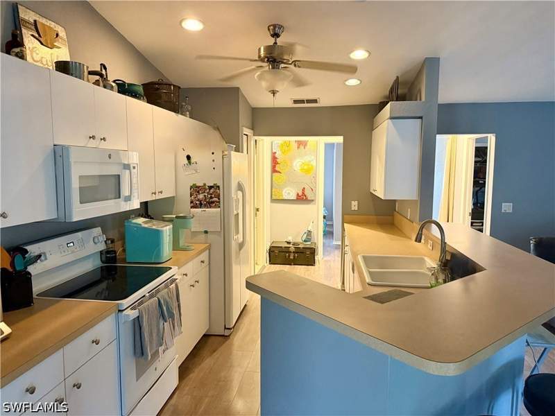 3 bedroom Condominium at 20068 Lake Vista Cir N 2C, Kings Green, Lehigh Acres — photo 3
