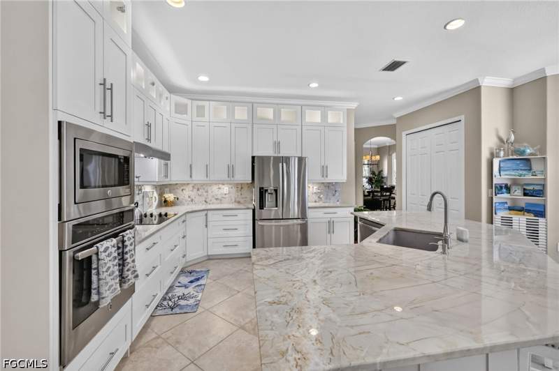 4 bedroom SingleFamilyResidence at 10975 Longwing Dr, Reflection Isles, Fort Myers — photo 5