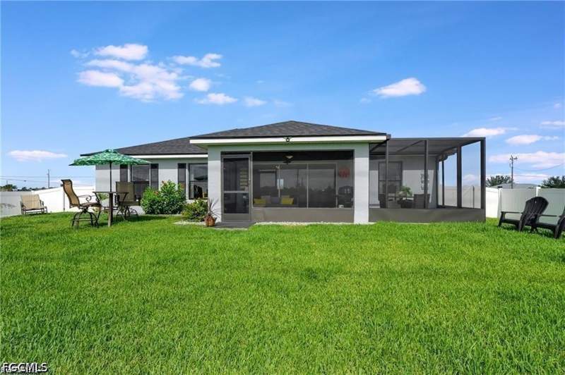3 bedroom SingleFamilyResidence at 625 El Dorado Blvd N, Cape Coral, Cape Coral — photo 2