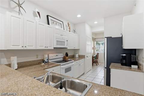 7920 Mahogany Run Ln 1015, Naples FL - photo 14 of 37