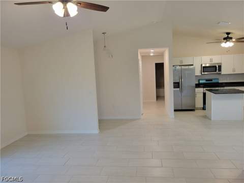 1105 NE 6th Pl, Cape Coral FL - photo 6 of 10