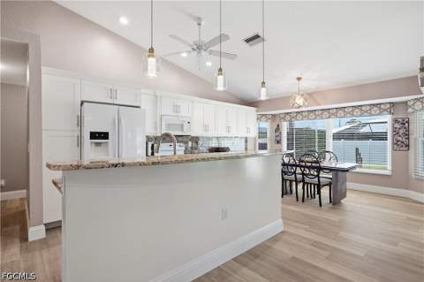 430 SW 44th Ter, Cape Coral FL - photo 7 of 48