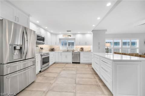 523 107th Ave N, Naples FL - photo 9 of 22