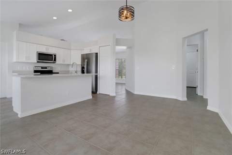 3340 33rd Ave NE, Naples FL - photo 6 of 9