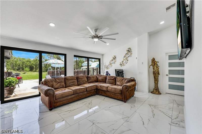 4 bedroom SingleFamilyResidence at 4335 45th Ave NE, Golden Gate Estates, Naples — photo 4