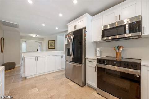 3680 Woodstork Ct, Fort Myers FL - photo 13 of 50
