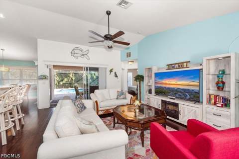 3019 SW 15th Pl, Cape Coral FL - photo 9 of 31