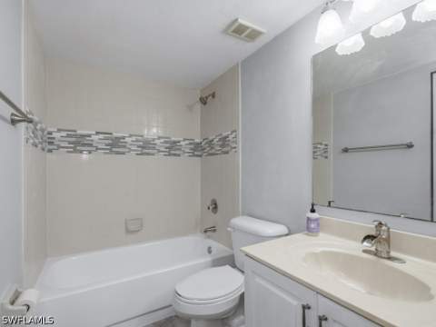 5784 Deauville Cir B204, Naples FL - photo 6 of 15