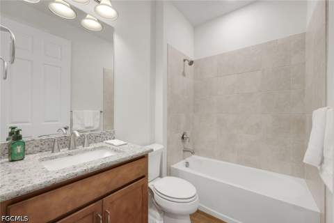 12208 Sussex St, Fort Myers FL - photo 14 of 41