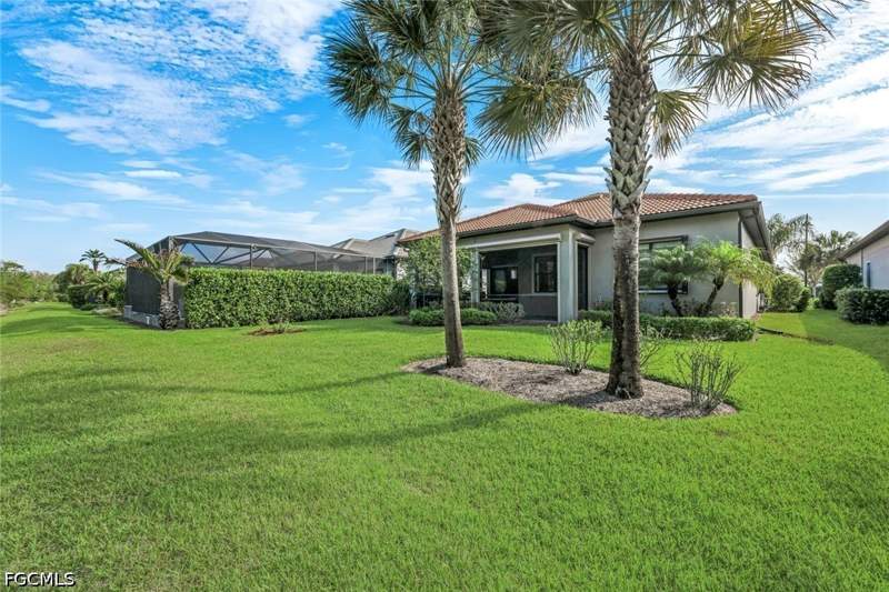 3 bedroom SingleFamilyResidence at 12208 Sussex St, Somerset, Fort Myers — photo 3