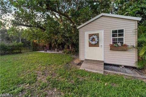 509 Val Mar Dr, Fort Myers FL - photo 6 of 31