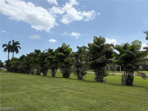 13160 Kings Point Dr 2, Fort Myers FL - photo 14 of 14