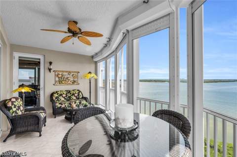 4137 Bay Beach Ln 585, Fort Myers Beach FL - photo 12 of 44