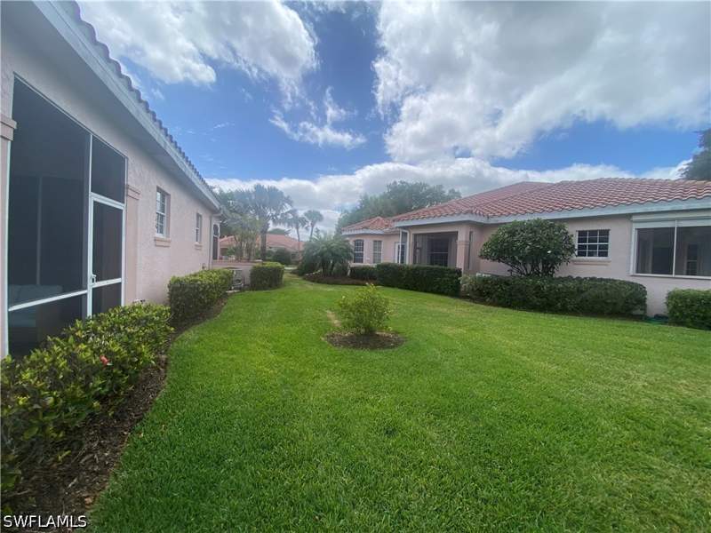 2 bedroom Attached at 9181 Las Maderas Dr, Las Brisas At Spanish Wells, Bonita Springs — photo 5