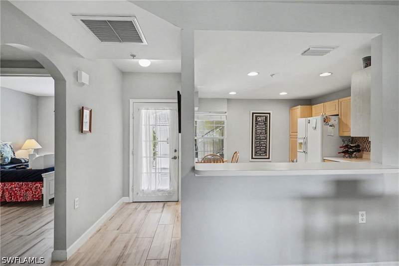 2 bedroom Condominium at 3031 Horizon Ln 2303, Rum Bay, Naples — photo 4