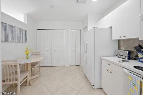 8335 Whisper Trace Way 105, Naples FL - photo 13 of 41