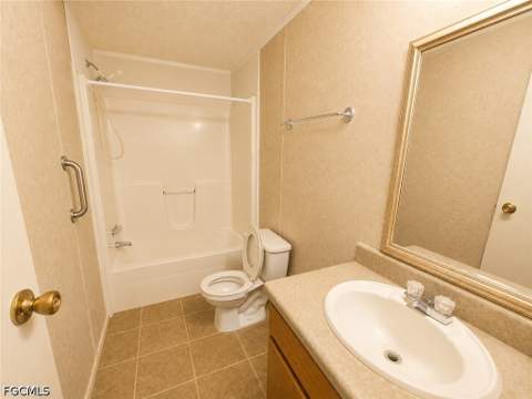 2501 Gail Helen Ct, North Fort Myers FL - photo 14 of 16