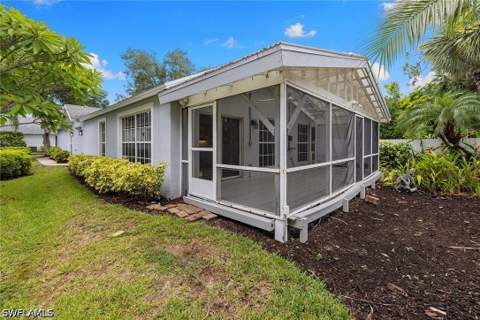 3157 Carriage Cir, Naples FL - photo 24 of 27