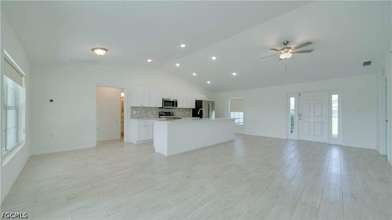 4 bedroom SingleFamilyResidence at 1509 NW 3rd Pl, Cape Coral, Cape Coral — photo 3