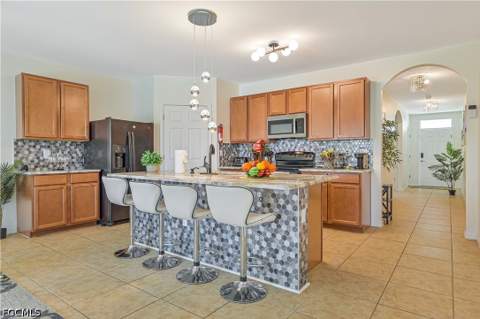 216 SW 29th St, Cape Coral FL - photo 6 of 33