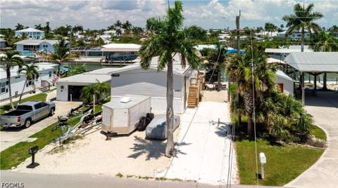 2452 York Rd, St James City FL - photo 12 of 35