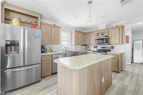 2452 York Rd, St James City FL - photo 17 of 35
