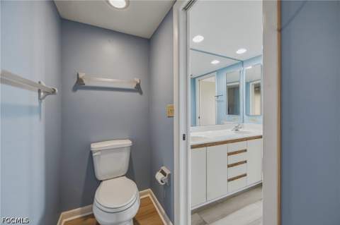 7129 Lakeridge View Ct 203, Fort Myers FL - photo 13 of 33