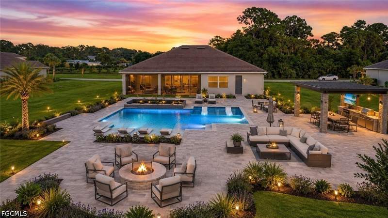 3 bedroom SingleFamilyResidence at 17040 Serengeti Cir, Serengeti, Alva — photo 3