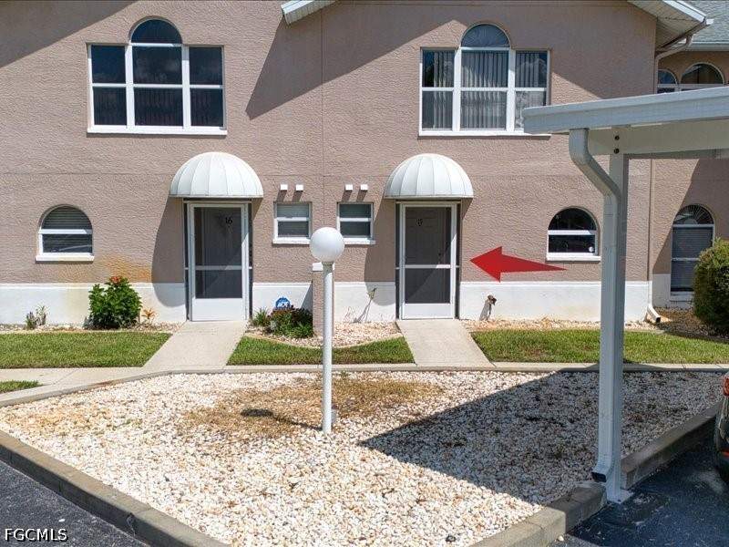 2 bedroom Townhouse at 28 Cosmopolitan Dr 15, Sunset Lake Condo, Lehigh Acres — photo 5