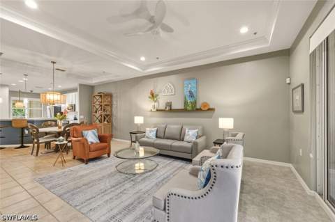 4833 Hampshire Ct 302, Naples FL - photo 14 of 38