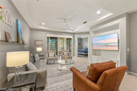 4833 Hampshire Ct 302, Naples FL - photo 16 of 38