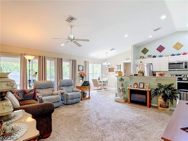 3 bedroom SingleFamilyResidence at 2610 53rd St W, Lehigh Acres, Lehigh Acres — photo 5