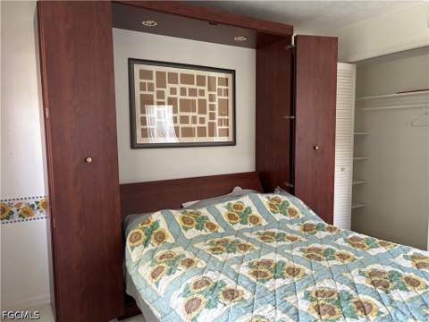 5858 Wild Fig Ln, Fort Myers FL - photo 6 of 17