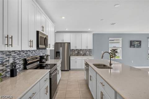 8959 Cascade Price Cir, North Fort Myers FL - photo 11 of 45