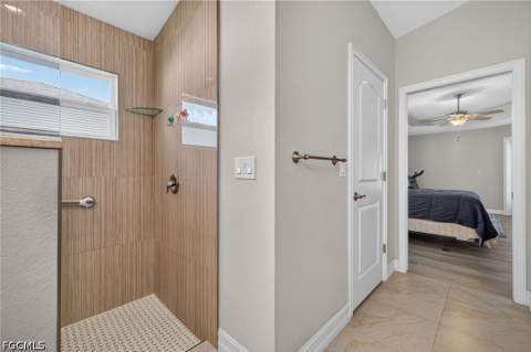2115 SW 30th Ter, Cape Coral FL - photo 18 of 33