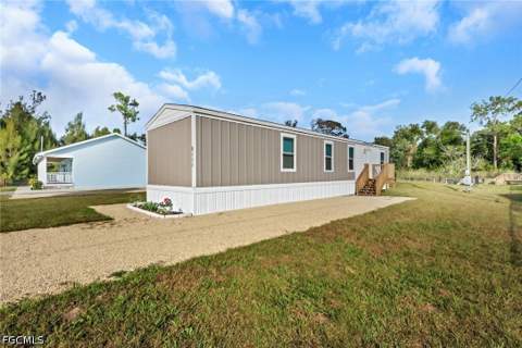 8111 Breeze Dr, North Fort Myers FL - photo 19 of 23