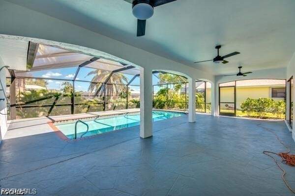 3 bedroom SingleFamilyResidence at 711 SE 33rd Ter, Cape Coral, Cape Coral — photo 2
