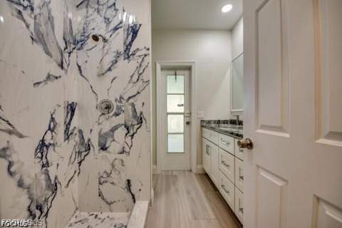 711 SE 33rd Ter, Cape Coral FL - photo 9 of 18