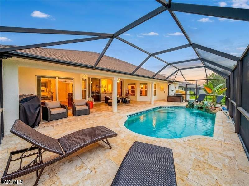3 bedroom SingleFamilyResidence at 921 SW 5th Ter, Cape Coral, Cape Coral — photo 2