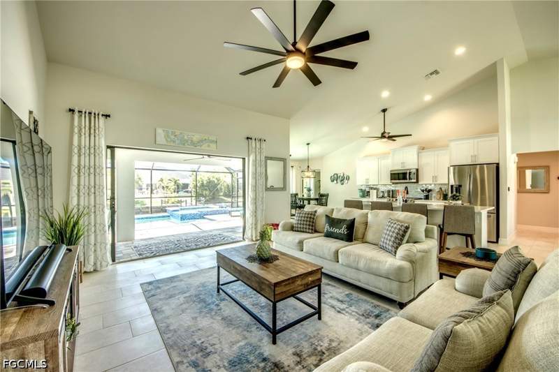 4 bedroom SingleFamilyResidence at 2104 SW 28th Ln, Cape Coral, Cape Coral — photo 3