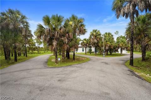 2681 26th Ave SE, Naples FL - photo 21 of 41