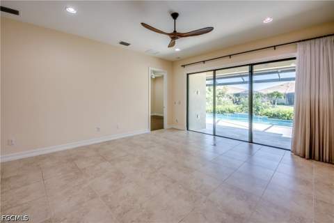 8260 Venetian Pointe Dr, Fort Myers FL - photo 21 of 50