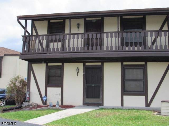 2 bedroom Condominium at 10022 Oxfordshire Ln 201, Forest Village, Fort Myers — photo 2