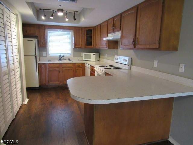 2 bedroom Condominium at 10022 Oxfordshire Ln 201, Forest Village, Fort Myers — photo 3