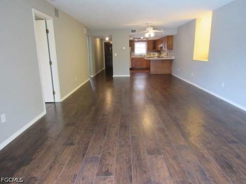 10022 Oxfordshire Ln 201, Fort Myers FL - photo 7 of 16